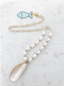 mussel shell pearl necklace {mother of pearl}-gold
