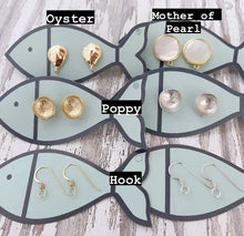 plaid mussel shell earrings -silver
