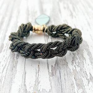 black and gold shimmer knot bracelet