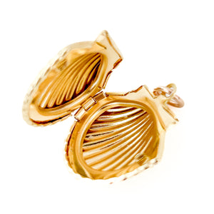 clam shell locket charm