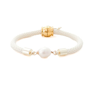 pearl girl bracelet {cream rope}