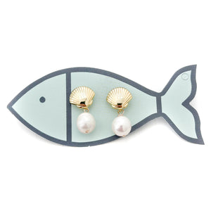 clamshell pearl dangles