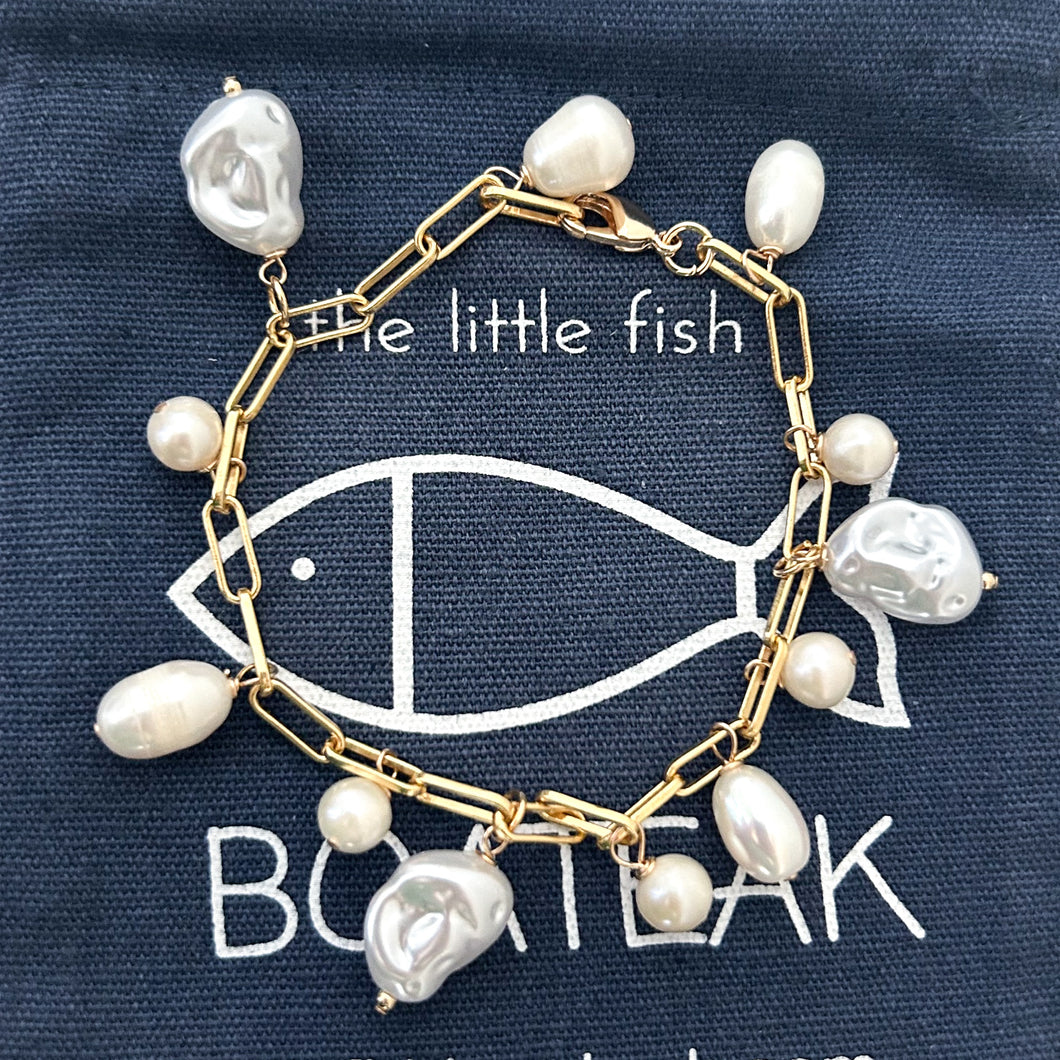 Classic pearl Charm bracelet with charms