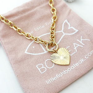 fanned heart chunky chain necklace