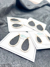 black shimmer linen mini schooner