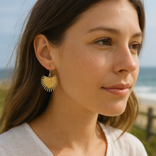 low country palm dangles-hooks