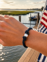 Mooring knot pearl bracelet- Navy Twist