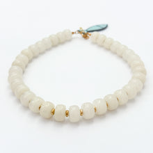 cream acrylic large barrell beaded and knotted necklace