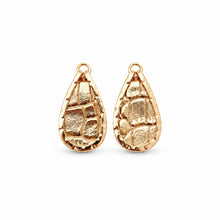 Golden Crocodile Embossed Mini Keel