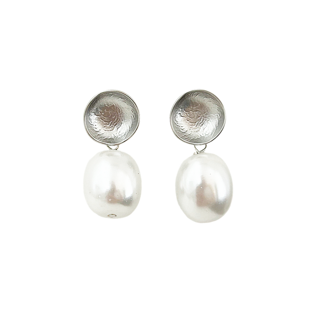 pearl lover earrings- silver
