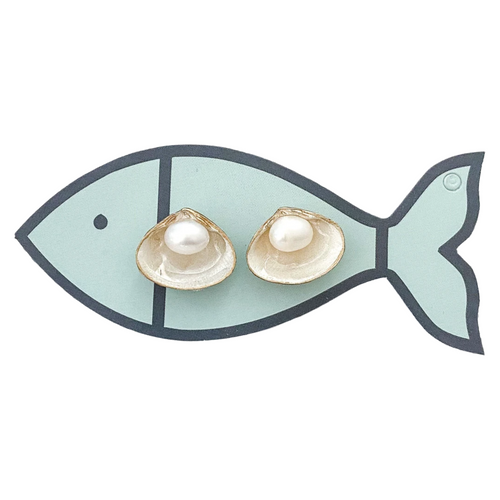 pearl clam shell studs-mother of pearl/gold