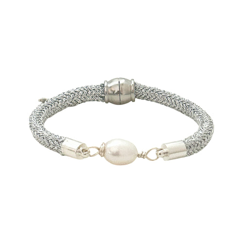 pearl girl bracelet {silver rope}
