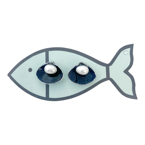 pearl clam shell studs-navy/silver