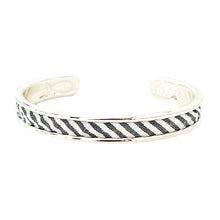 yacht hopper bangle {black seersucker} -silver