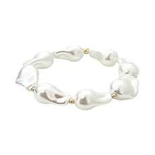baroque pearl bracelet