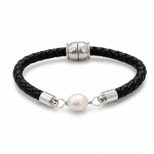 Pearl Girl–black leather rope