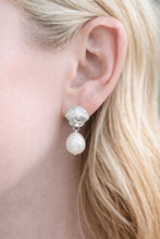 Clam Shell Pearl Silver Dangles