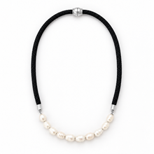 Prepster Dainty Rope Necklace- signature black
