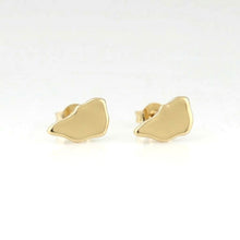 HHI Island Stud Earrings