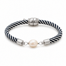 Pearl Girl–navy & white stripe rope