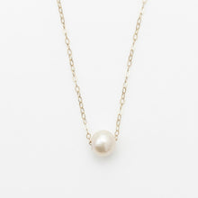 simple pearl necklace