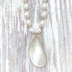 mussel shell pearl necklace {mother of pearl}-gold
